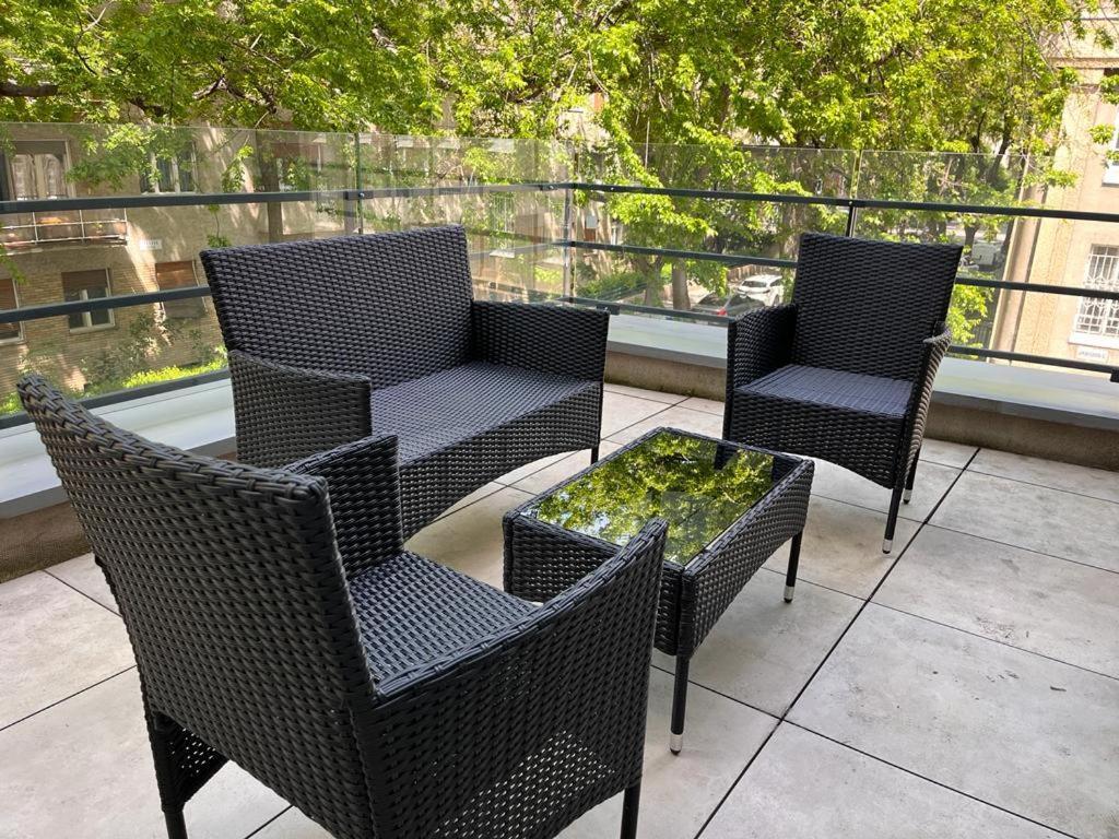 Skau Gajova Family Two Bedroom Apartment With A Terrace Free Parking Pressburg Exterior foto